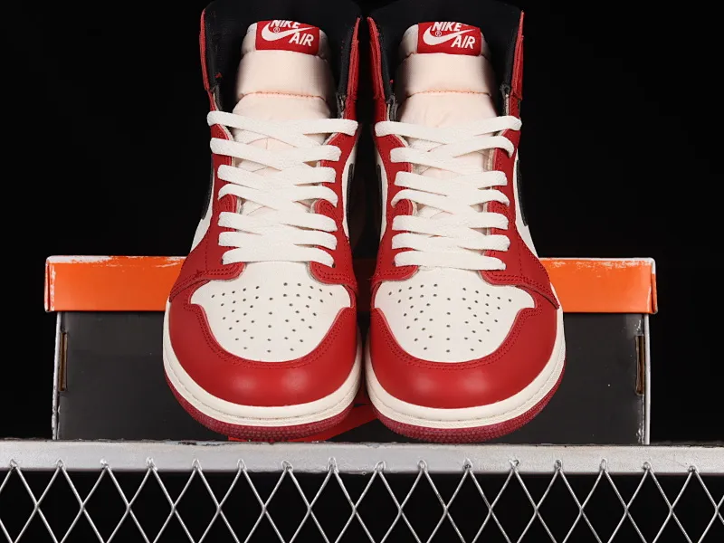 All categories Air Jordan Jordan series basketball shoes Air Jordan 1 High LJR version Air Jordan 1 High OG AJ1 Joe 1 new Chicago color DZ5485-612
